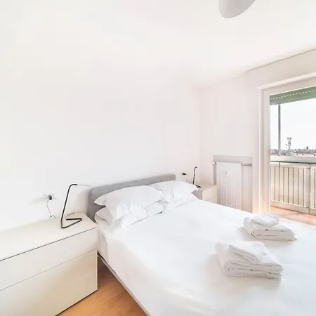 Appartement Luminosissimo Attico Con Vista Panoramica Su Udine