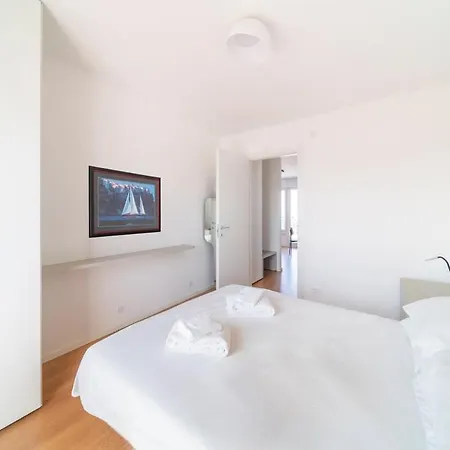 Luminosissimo Attico Con Vista Panoramica Su Udine